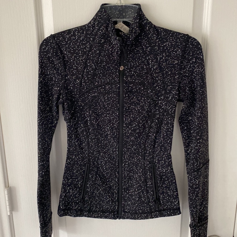 Lululemon Define Jacket Night View White Black - Size 2 - Picture 4 of 8